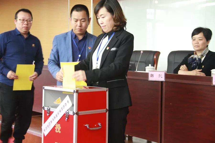 微信图片_20191105140610.jpg 微信图片_20191105140610.jpg