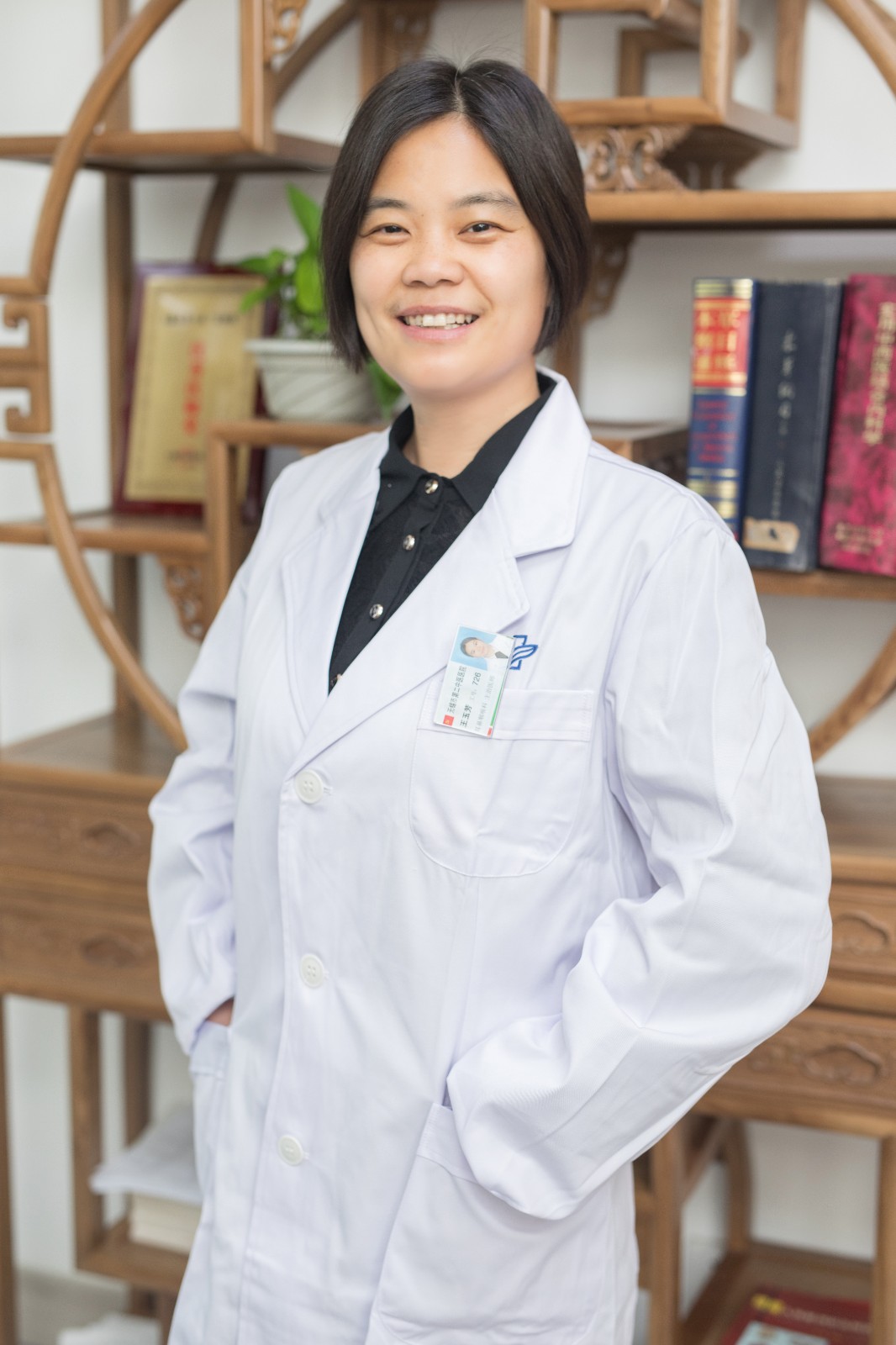 SANY6481 耳鼻 王玉芳.jpg